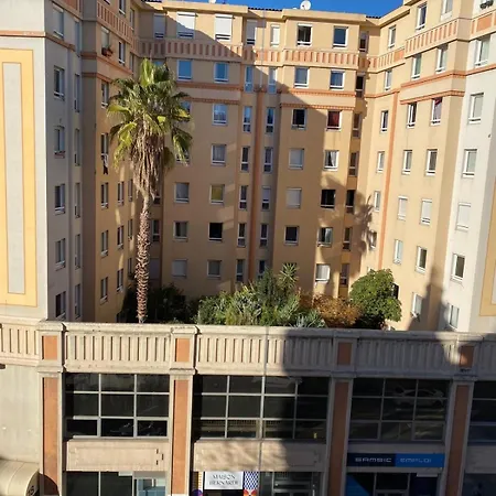 Jolie Centre Daire Nice